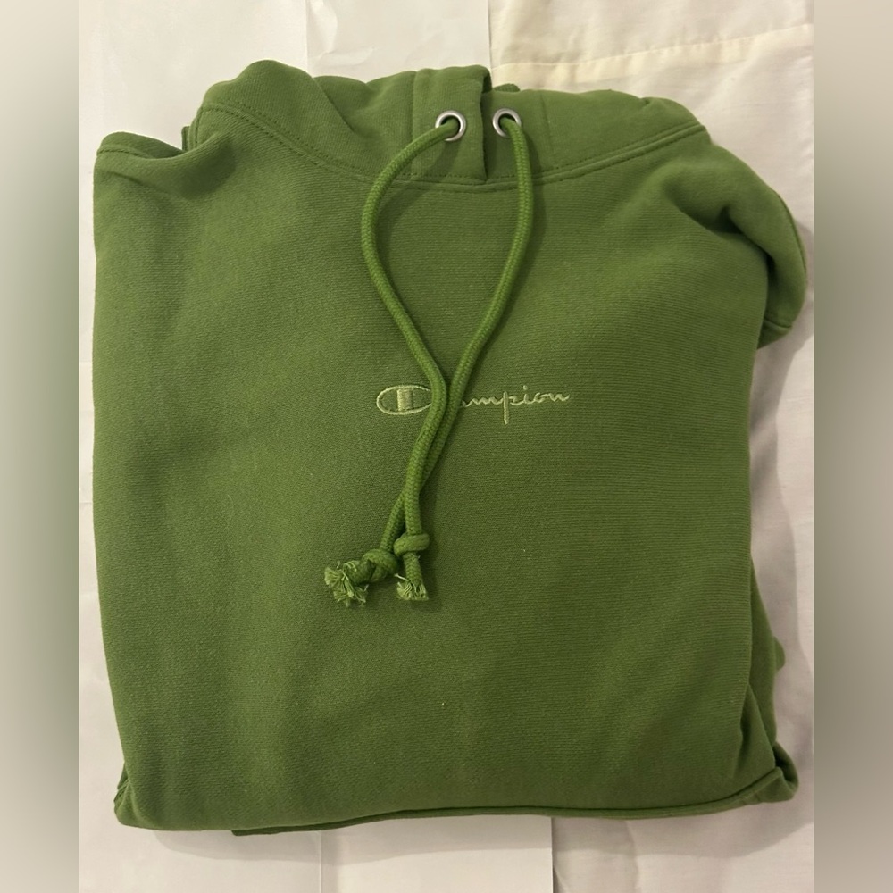 💚 NWT - Champion Reverse Weave Hoodie 💚
